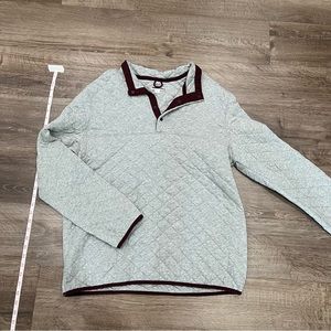 Women’s pull over 3/$25